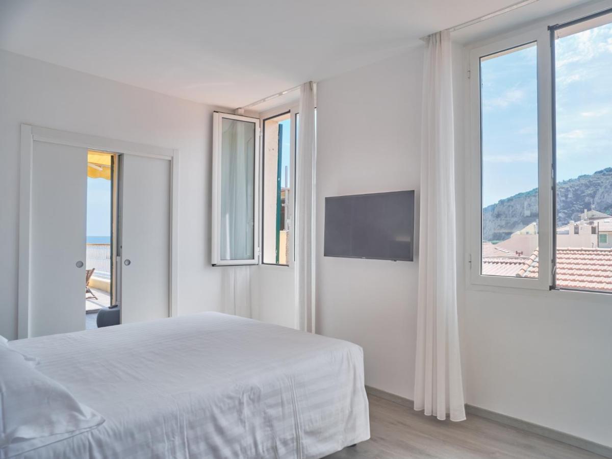 Suite mit Terrasse und Meerblick
