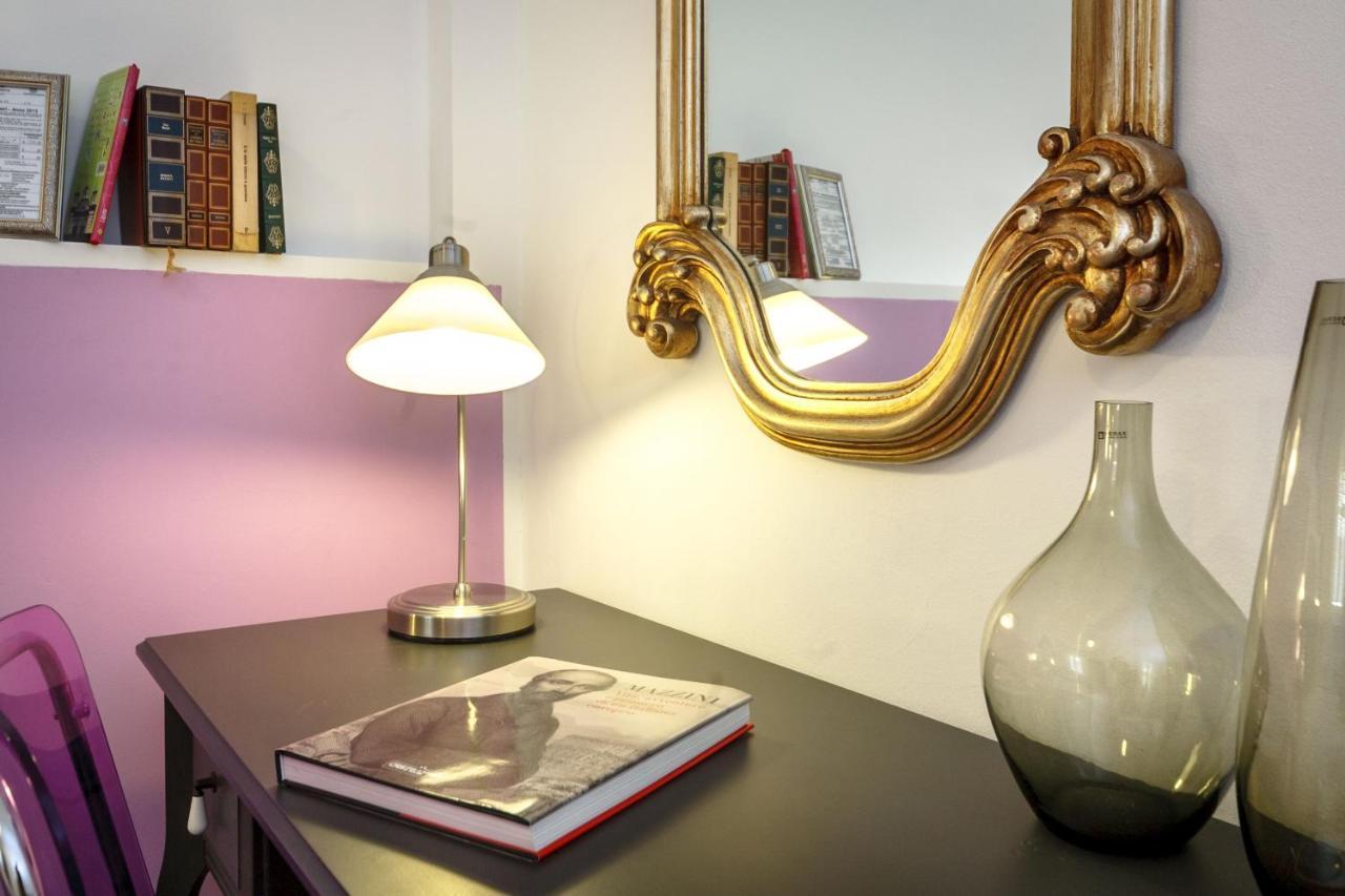 Double Room with Private External Bathroom,1033131641:JPEG