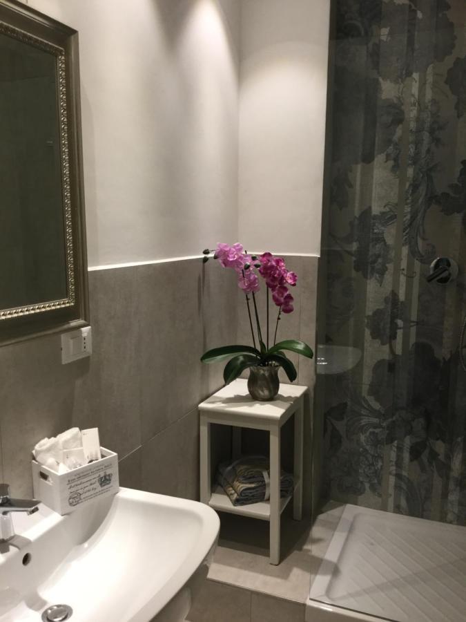 Deluxe Zimmer (2 Erwachsene & 1 Kind)