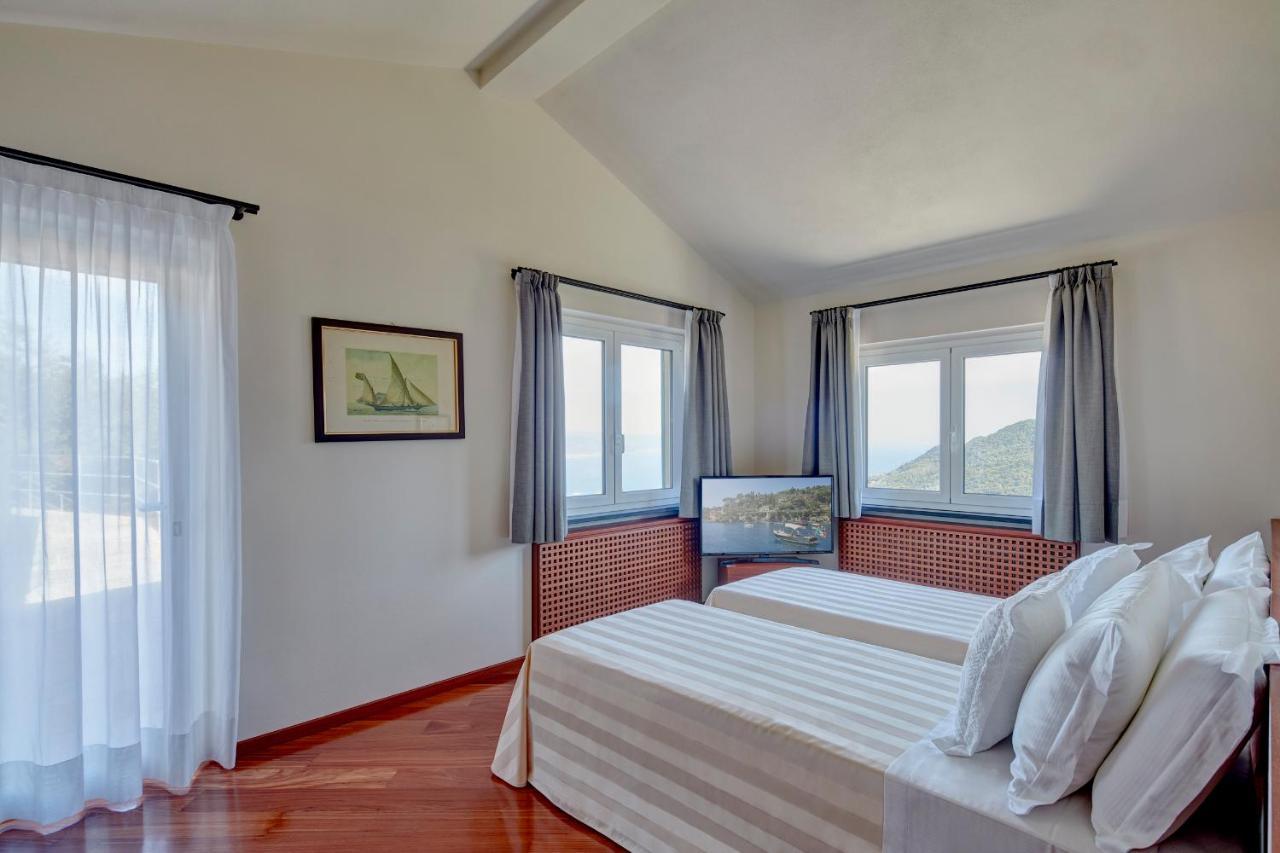 Villa with Sea View