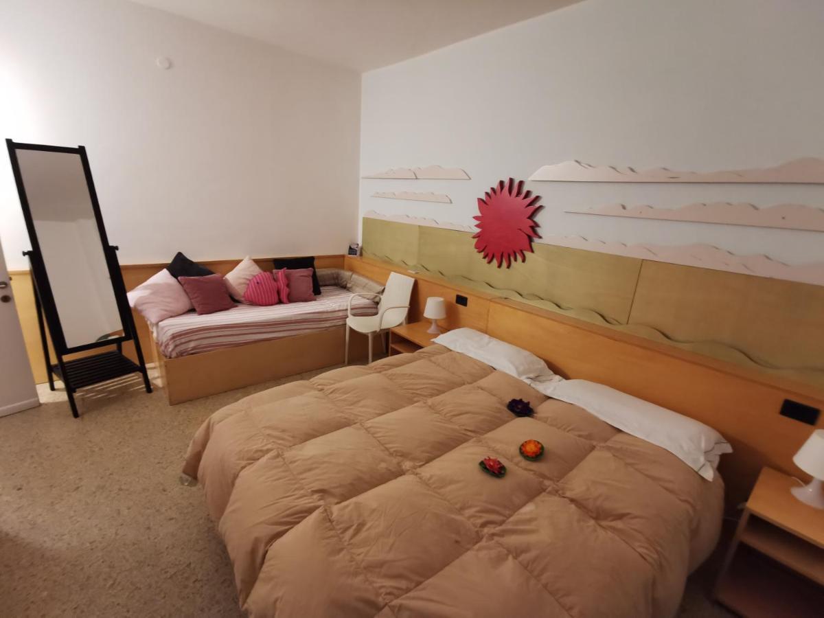 Triple Room,1231807490:JPEG