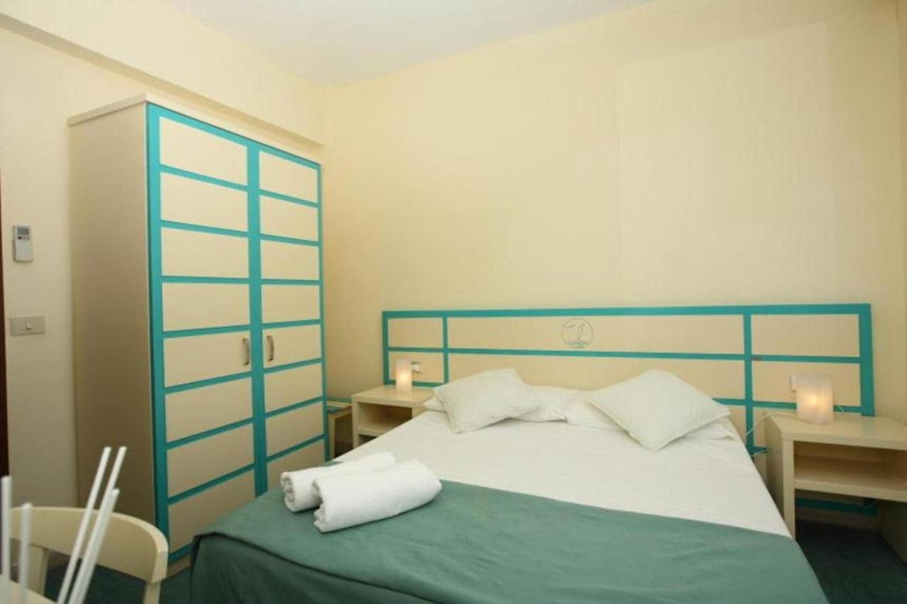 Double or Twin Room Sea View,239878405:JPEG