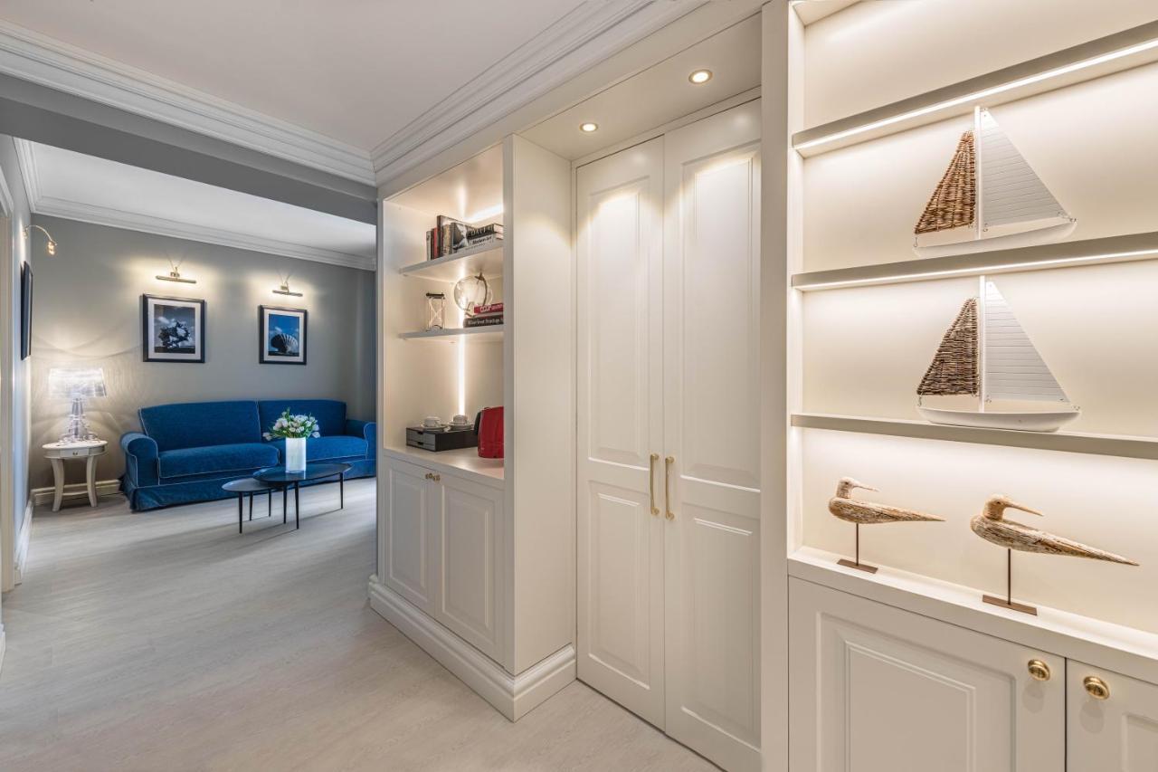 Deluxe Suite with Patio