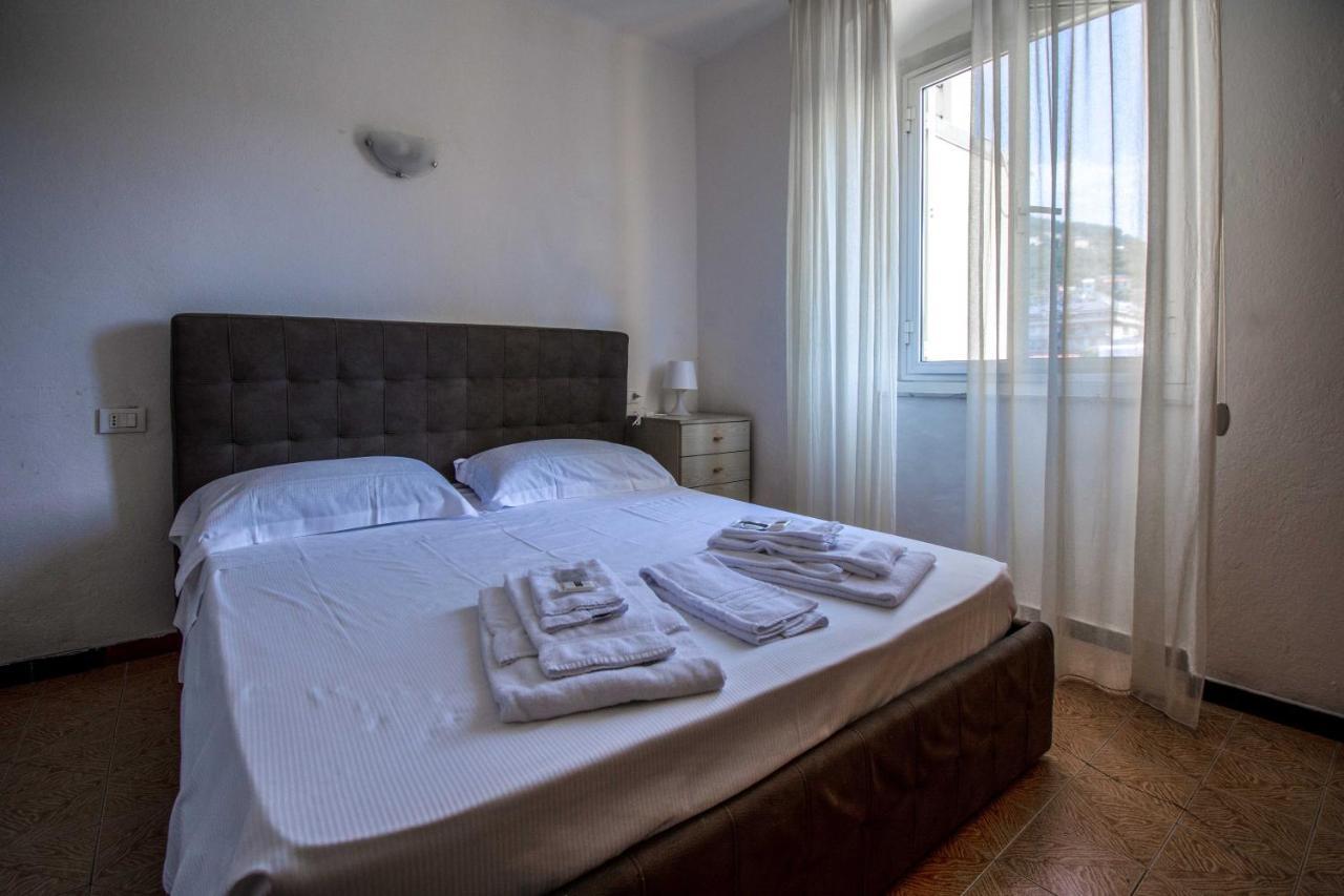 Double or Twin Room,1264393375:JPEG