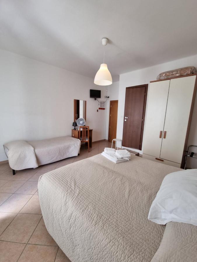 Dreibettzimmer