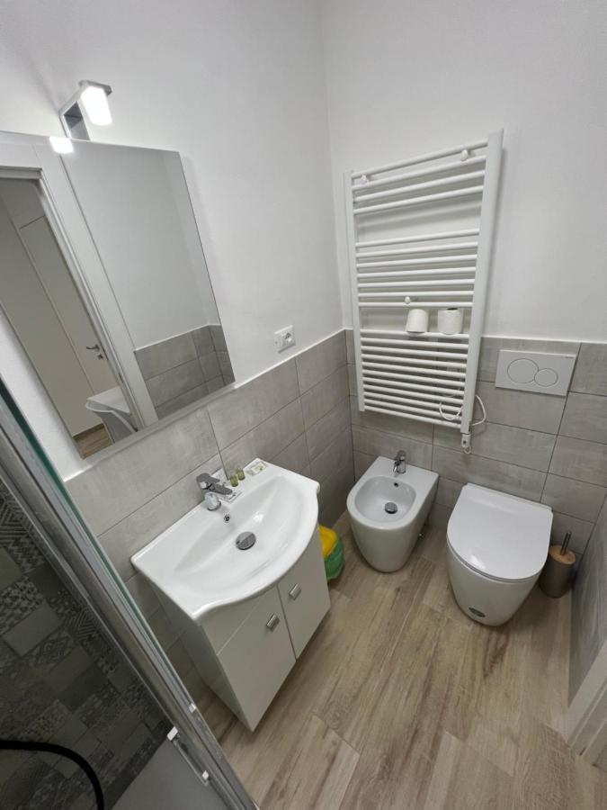 Single Room Private Bathroom