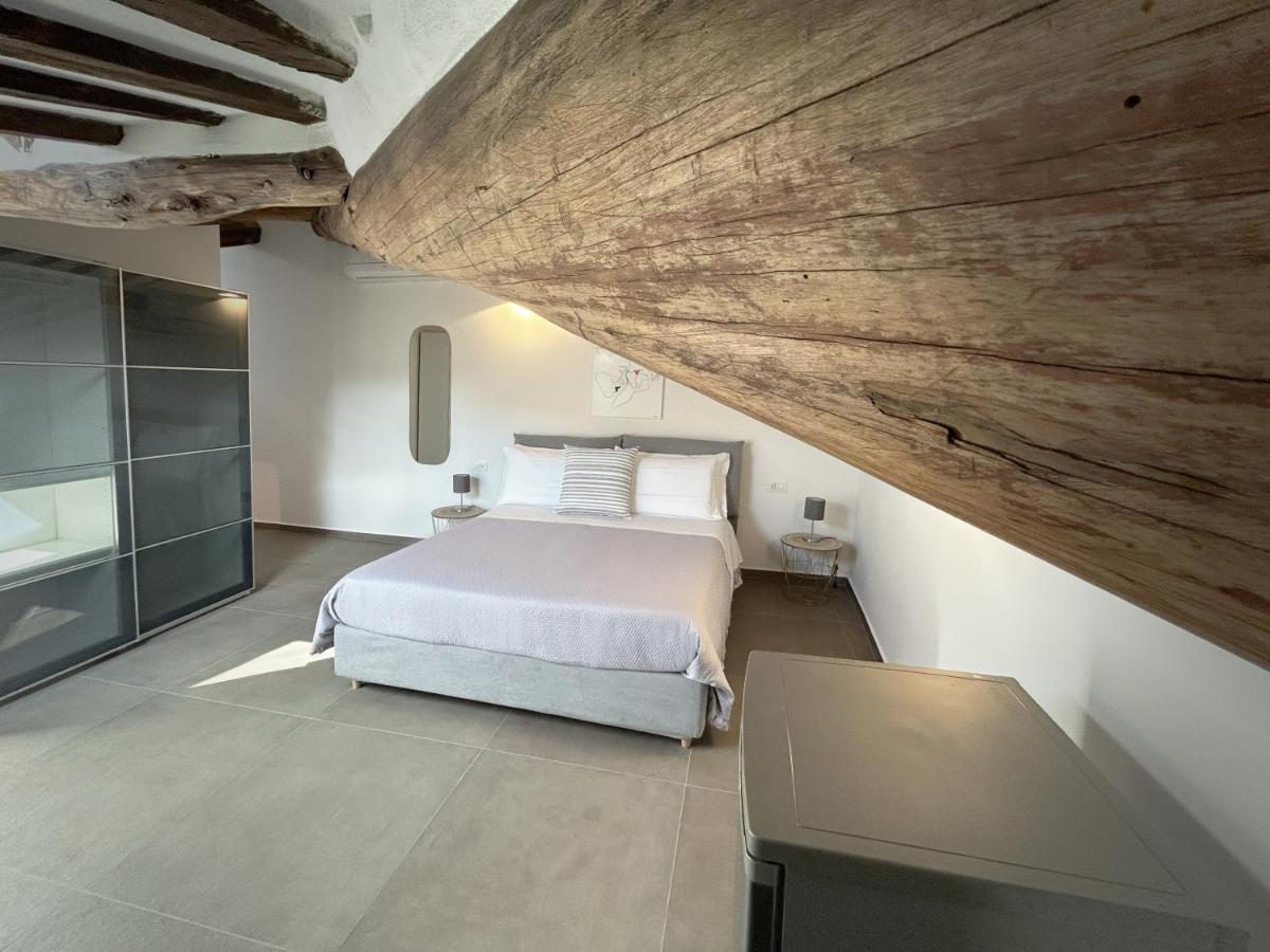 Standard Double Room,1411816829:JPEG
