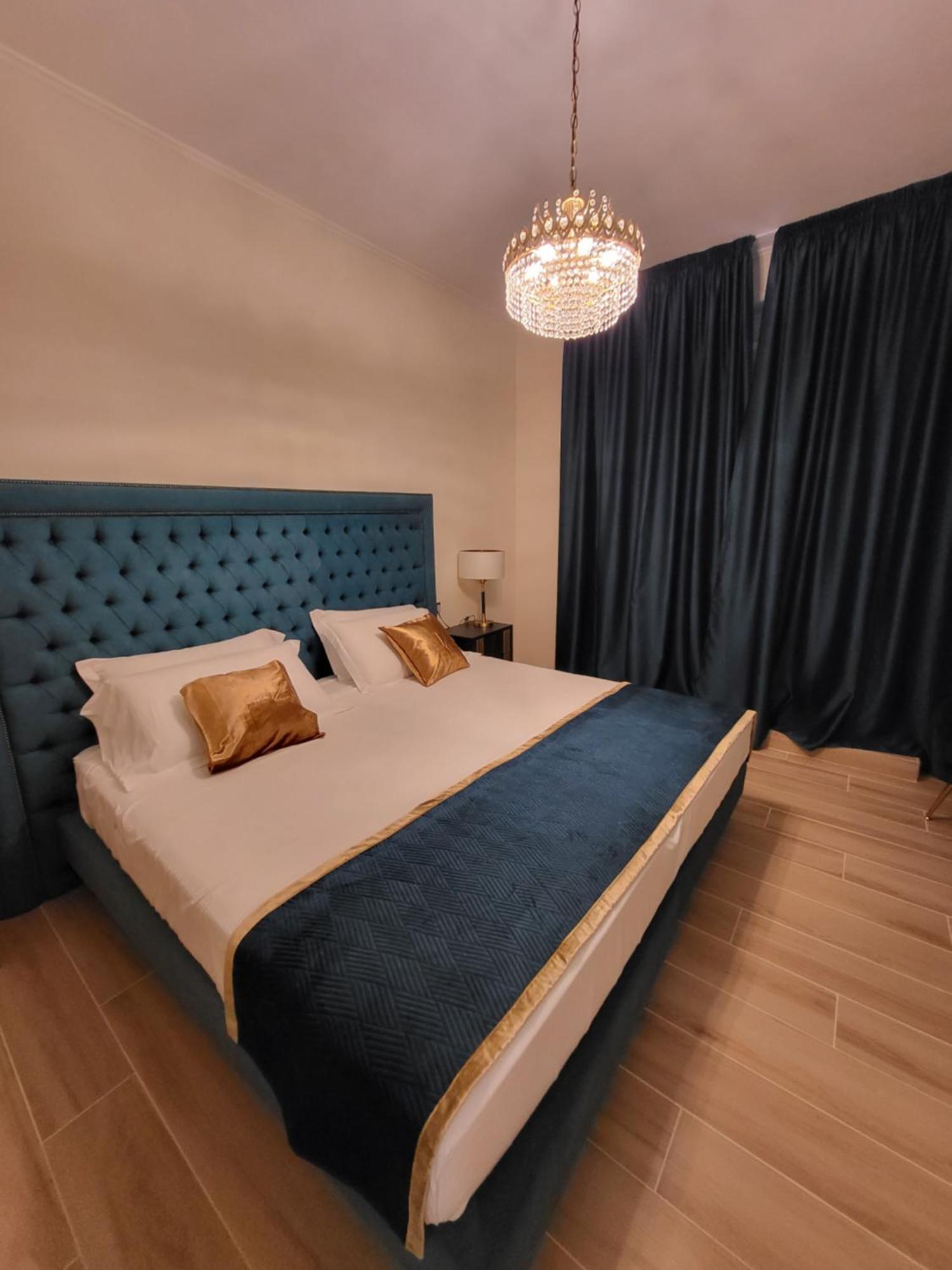 Quarto com Cama Queen-size e Vista do Mar