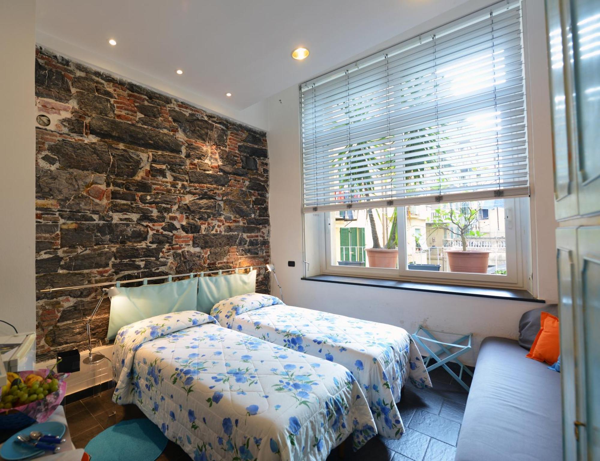 Double or Twin Room Vico Cimella 6R