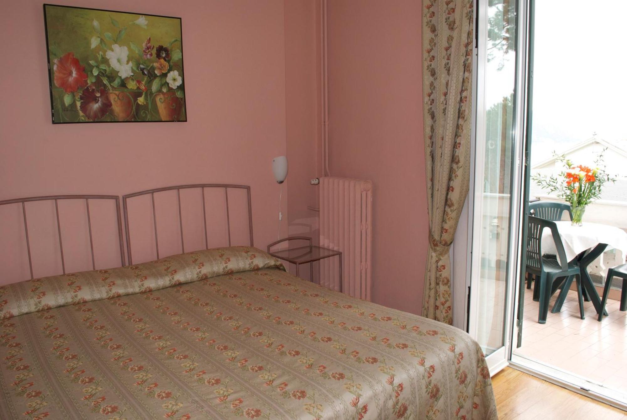 Double or Twin Room with Balcony and Sea View,799161810:JPEG
