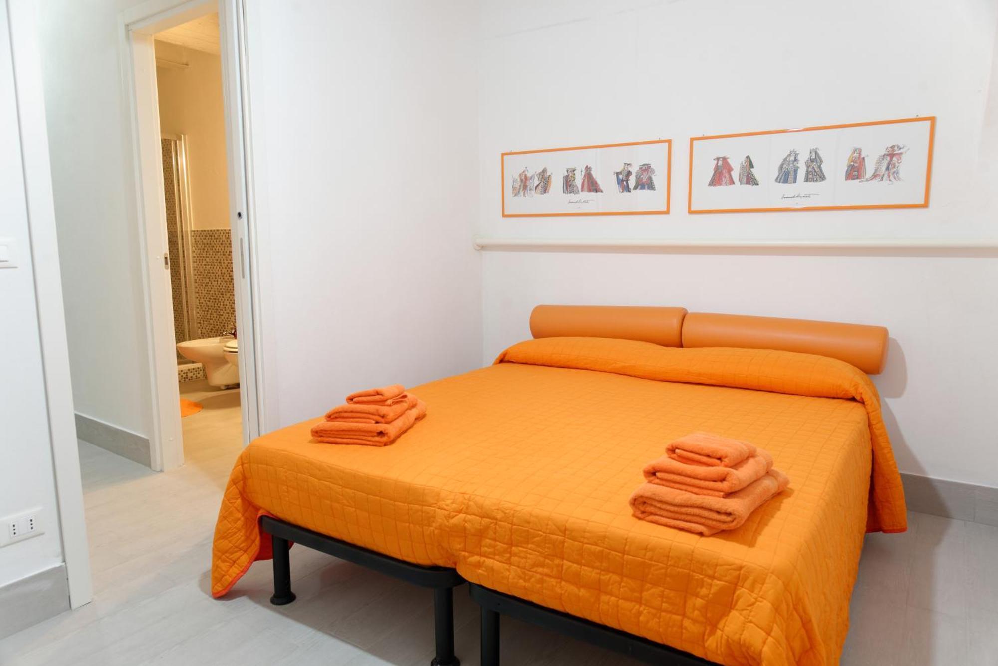 One-Bedroom Apartment Vico Gelsa 9R