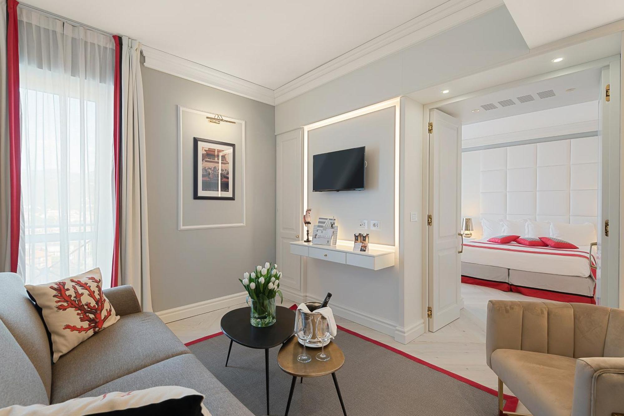 Deluxe Suite with Balcony and City View