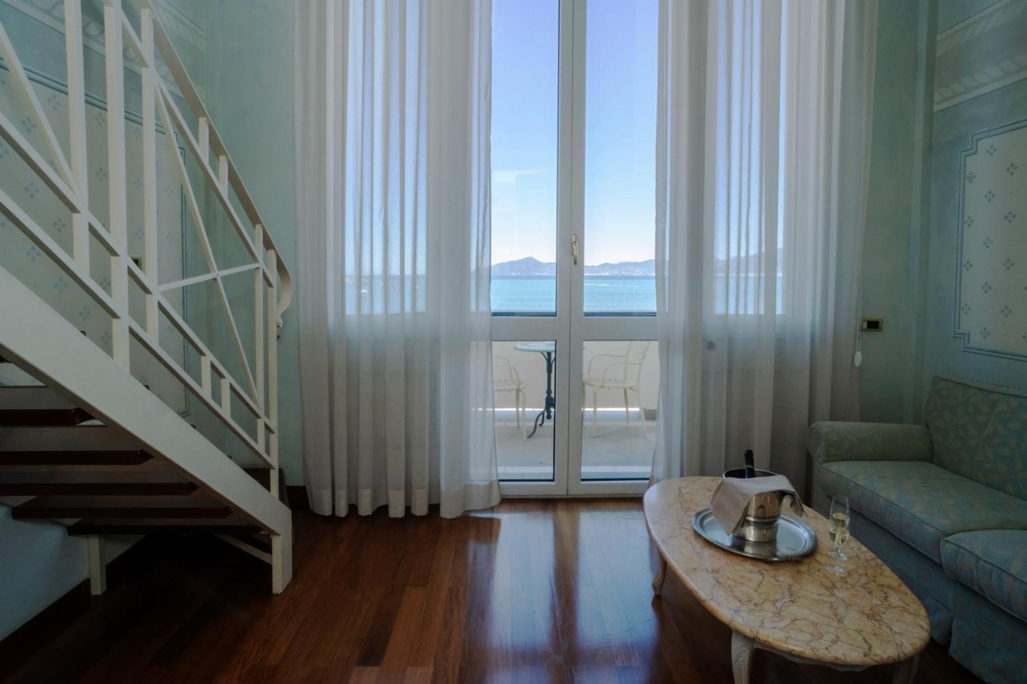 Suite Lit King-Size avec Balcon