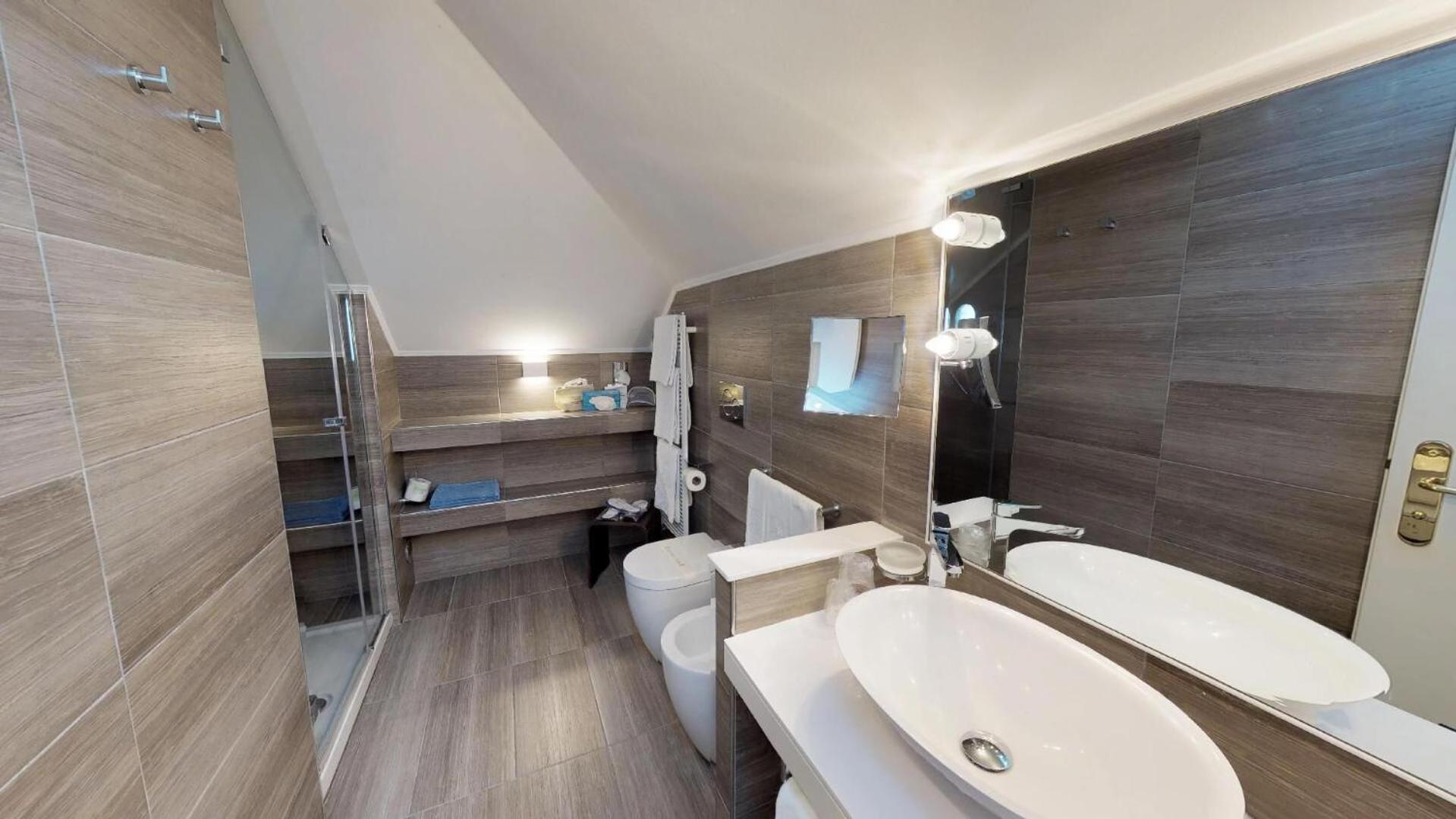Deluxe Junior Suite