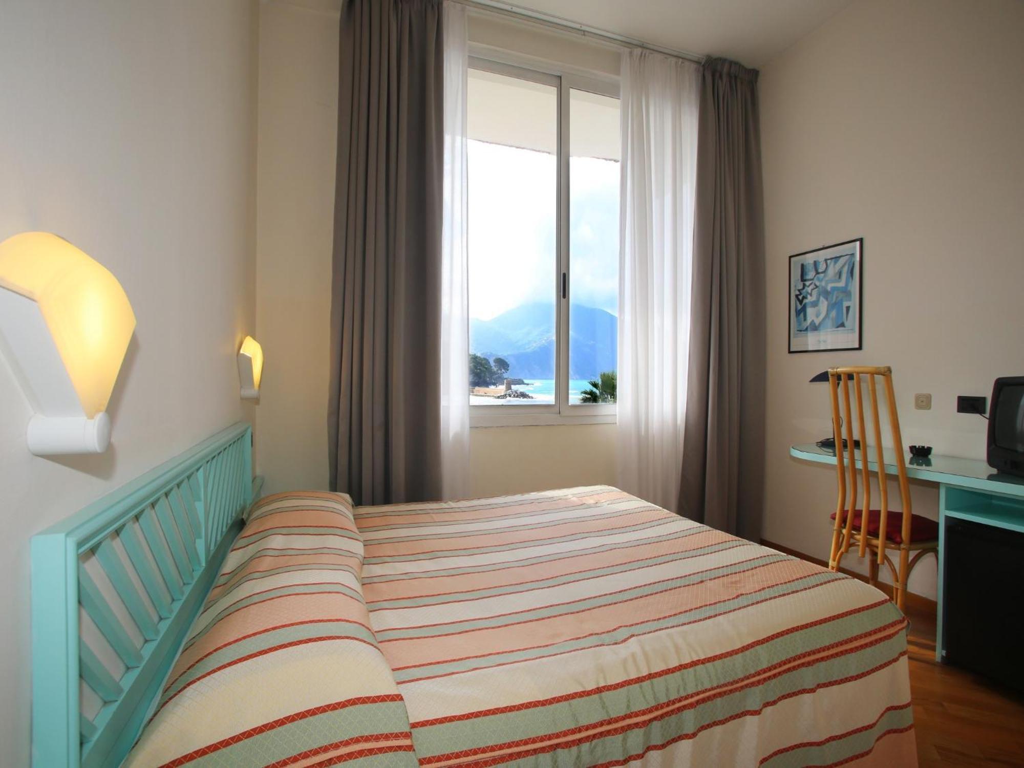 Economy Double or Twin Room Sea View,1580177045:JPEG