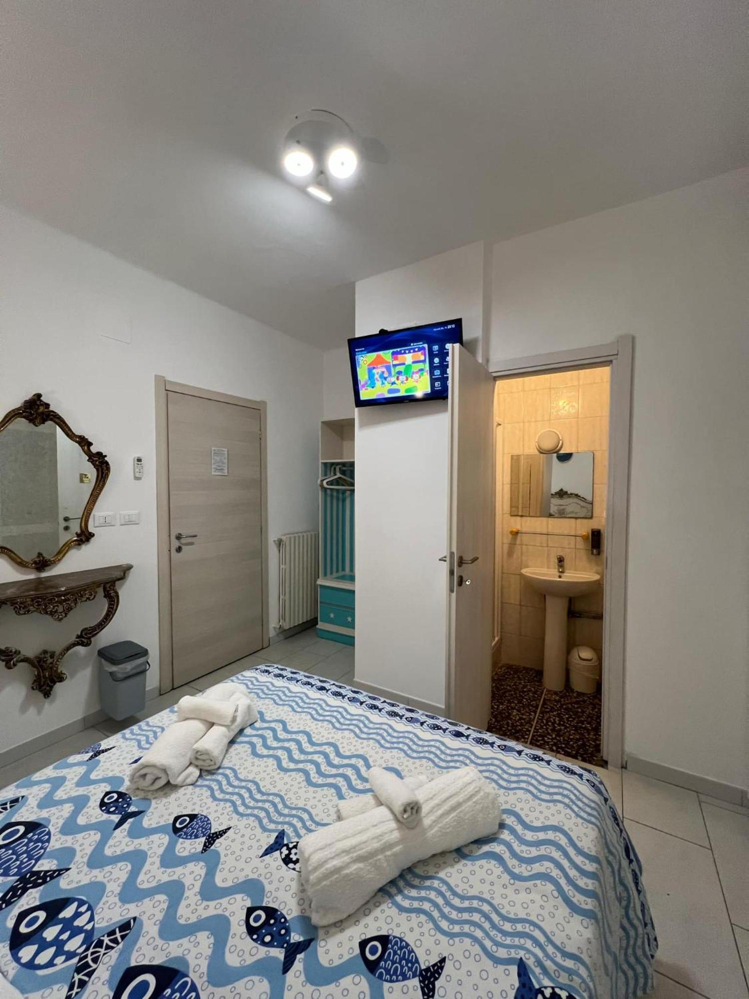 Dreibettzimmer mit Balkon