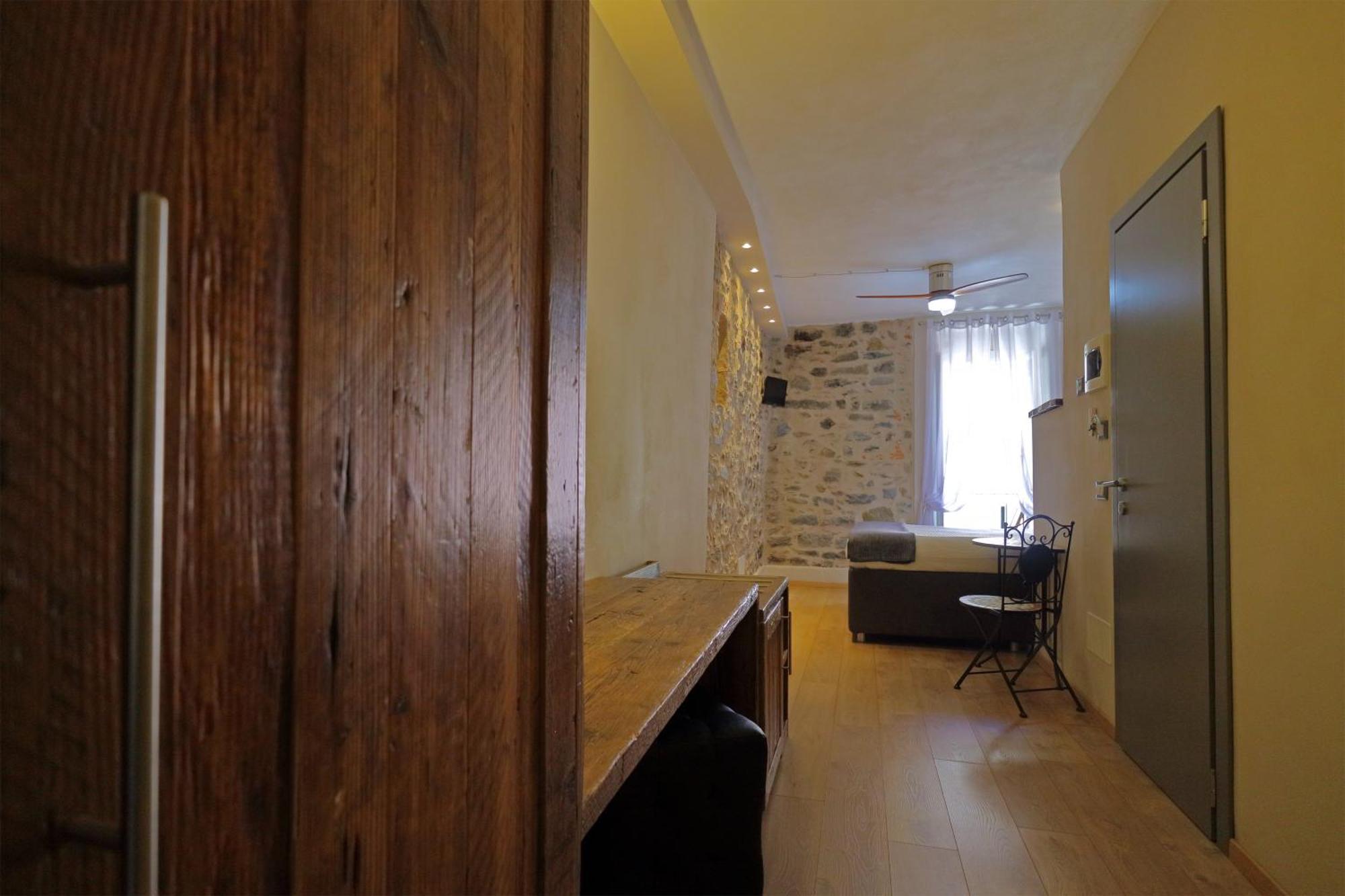 Superior Double Room with Balcony and Sea View