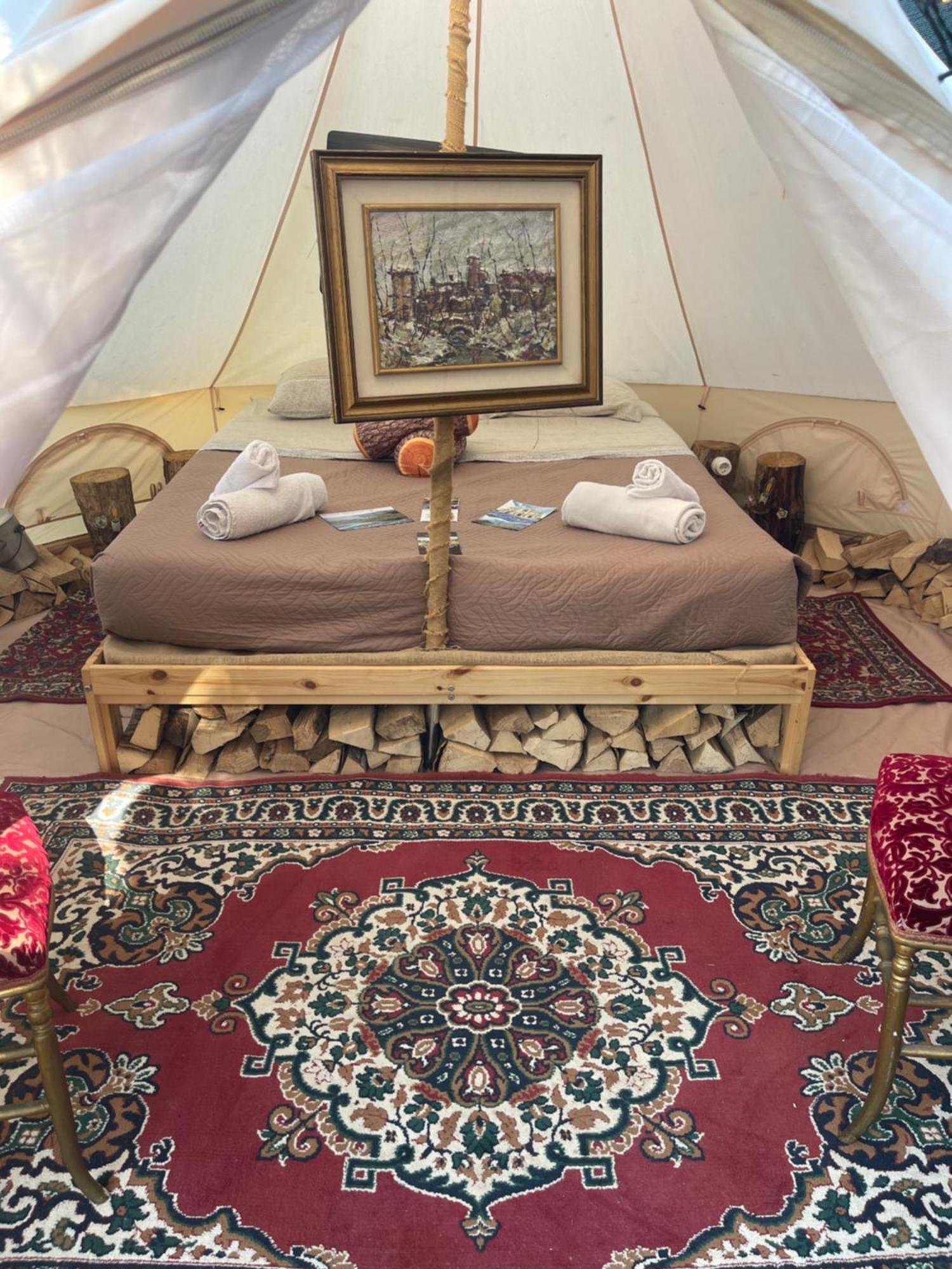 Tent,1683910513:JPEG