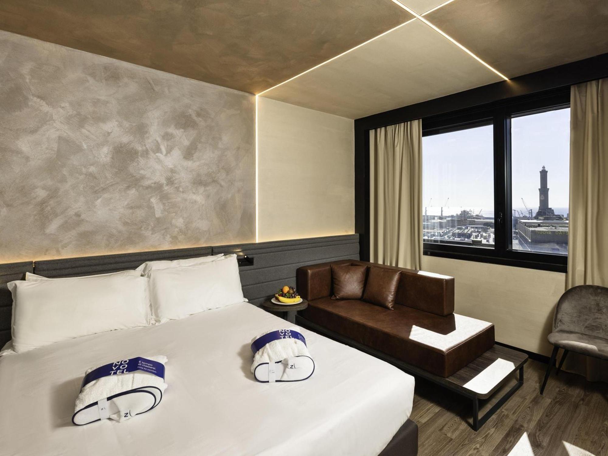 Executive Room with Double Bed and Sofa,1756404820:JPEG
