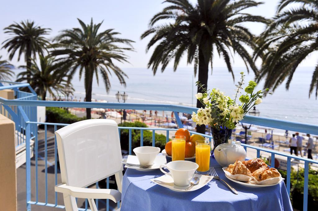Studio Apartment with Sea View,798969729:JPEG