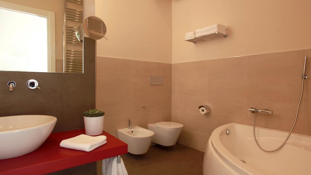 Junior Suite (2 Adults)