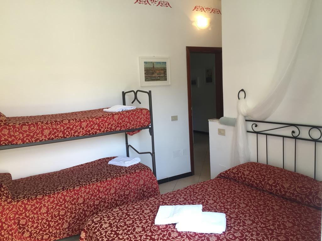 Doppelzimmer mit Zustellbett