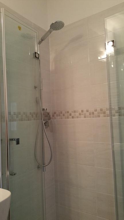 Apartment,394498389:JPEG