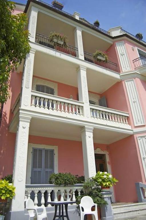 Economy Double Room,1374050120:JPEG