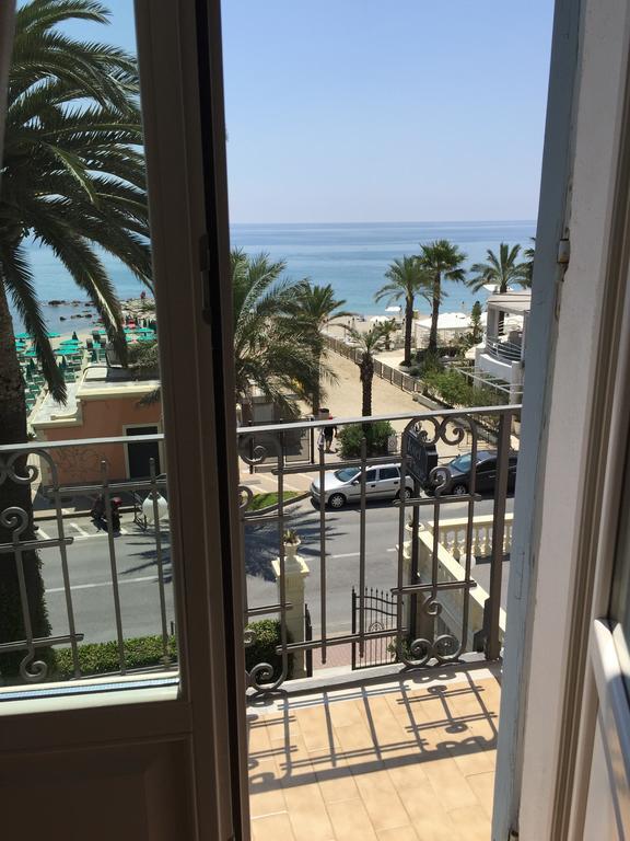 Superior Double Room with Sea View,408433098:JPEG