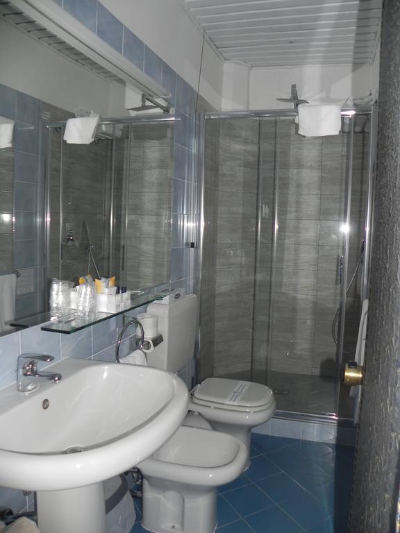 Double or Twin Room with Hill View
