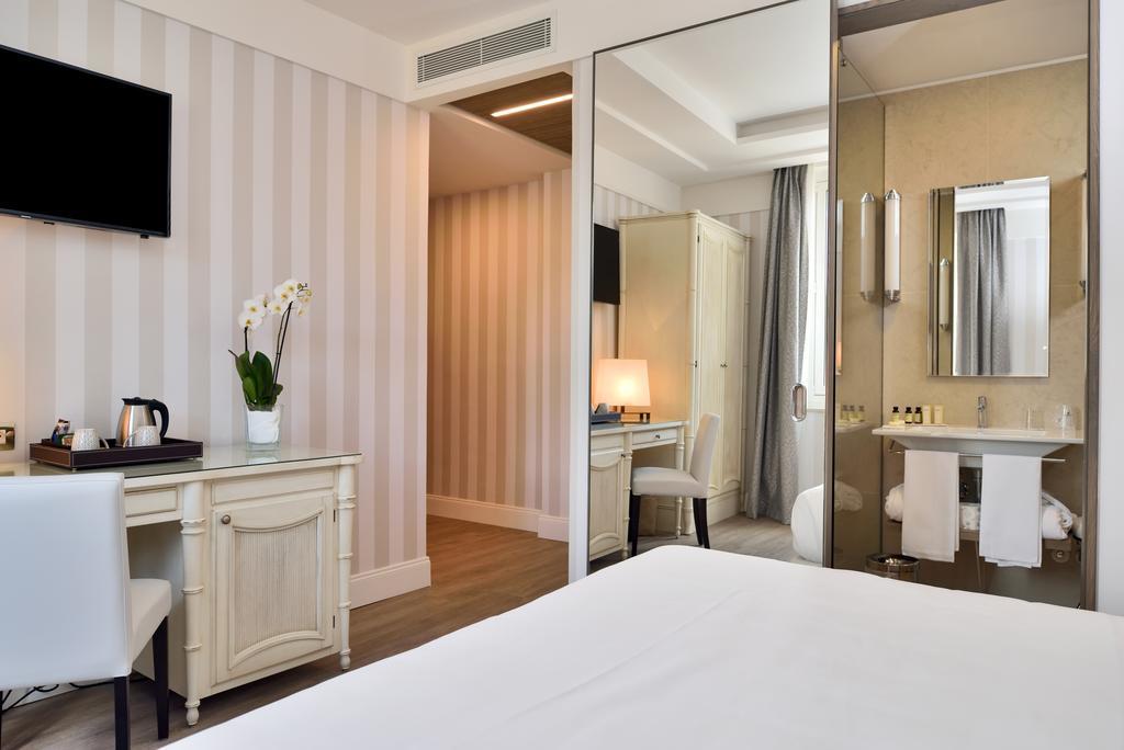 Chambre Deluxe Double ou Lits Jumeaux
