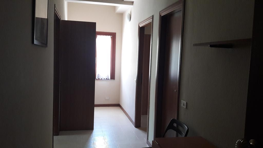 One-Bedroom Apartment (5 Adults),403893072:JPEG