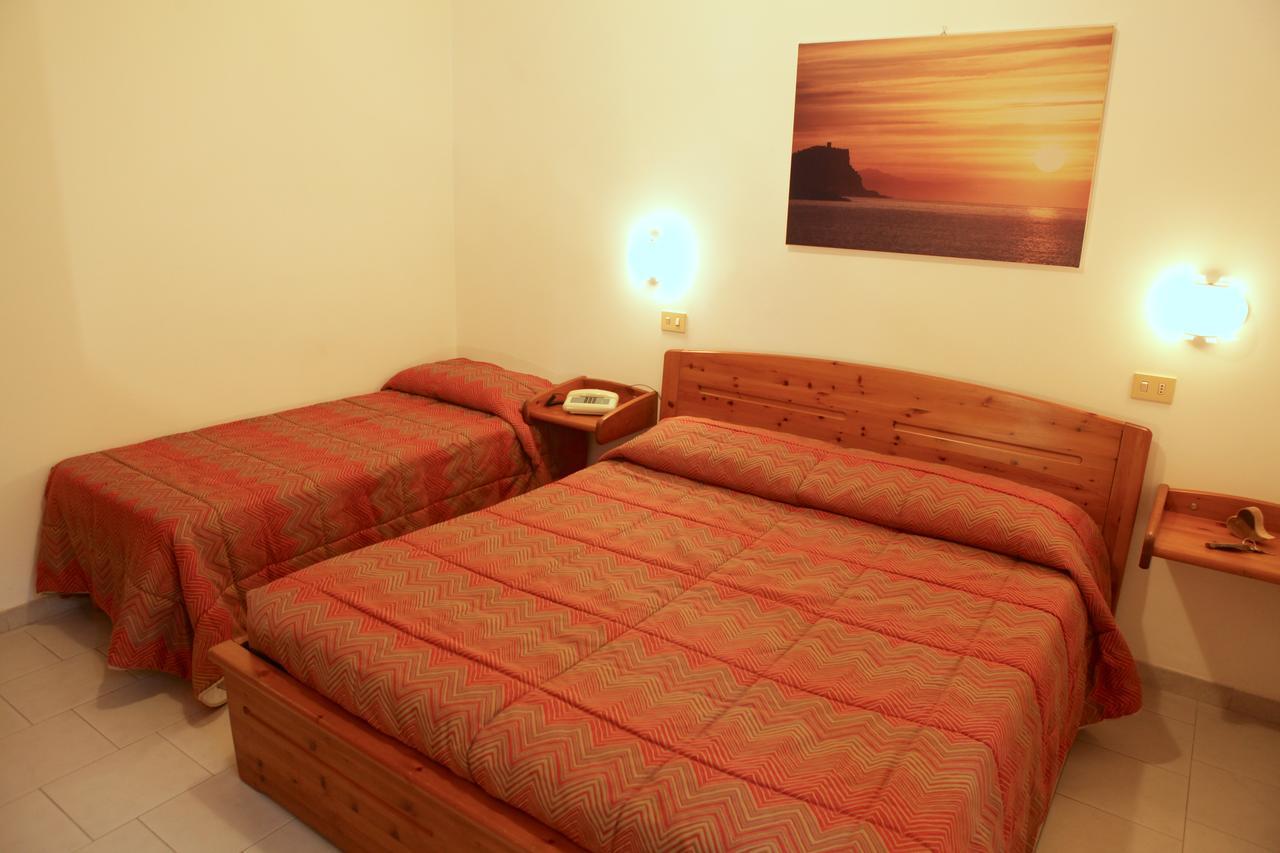 Triple Room Balcony