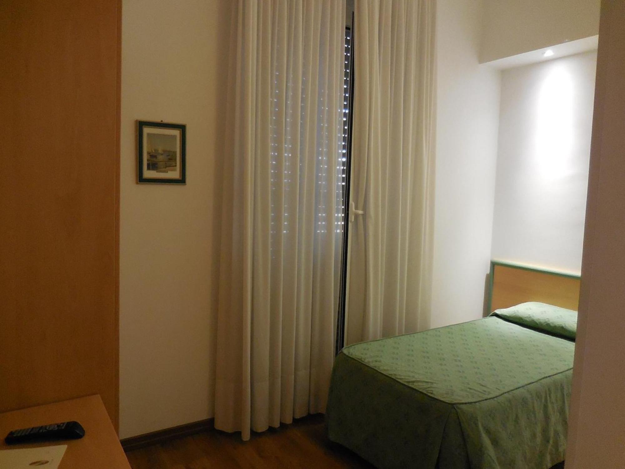 Quarto Individual