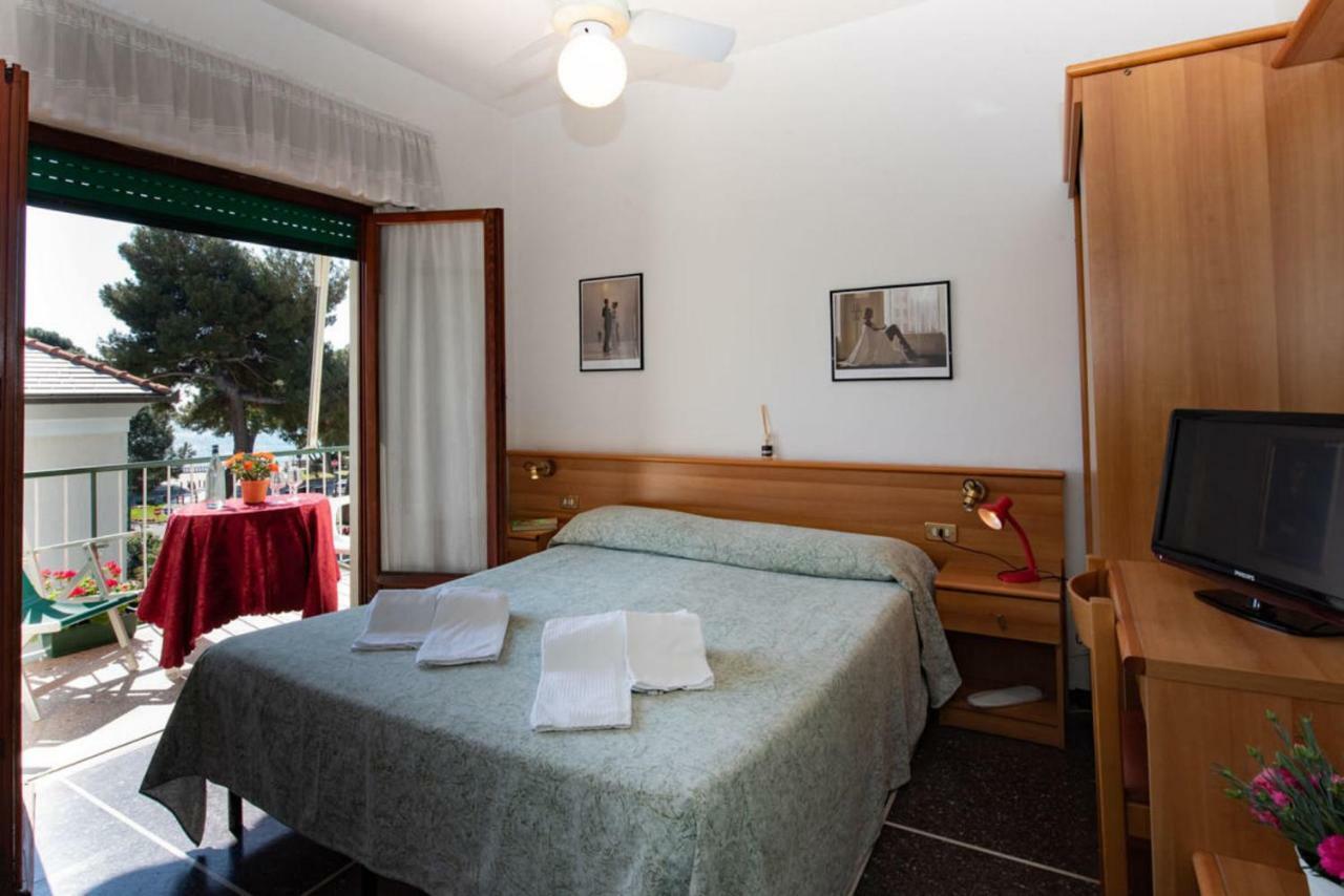 Doppelzimmer mit Meerblick