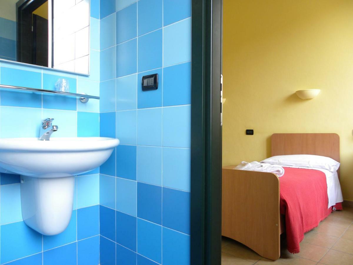 Single Room,850679900:JPEG