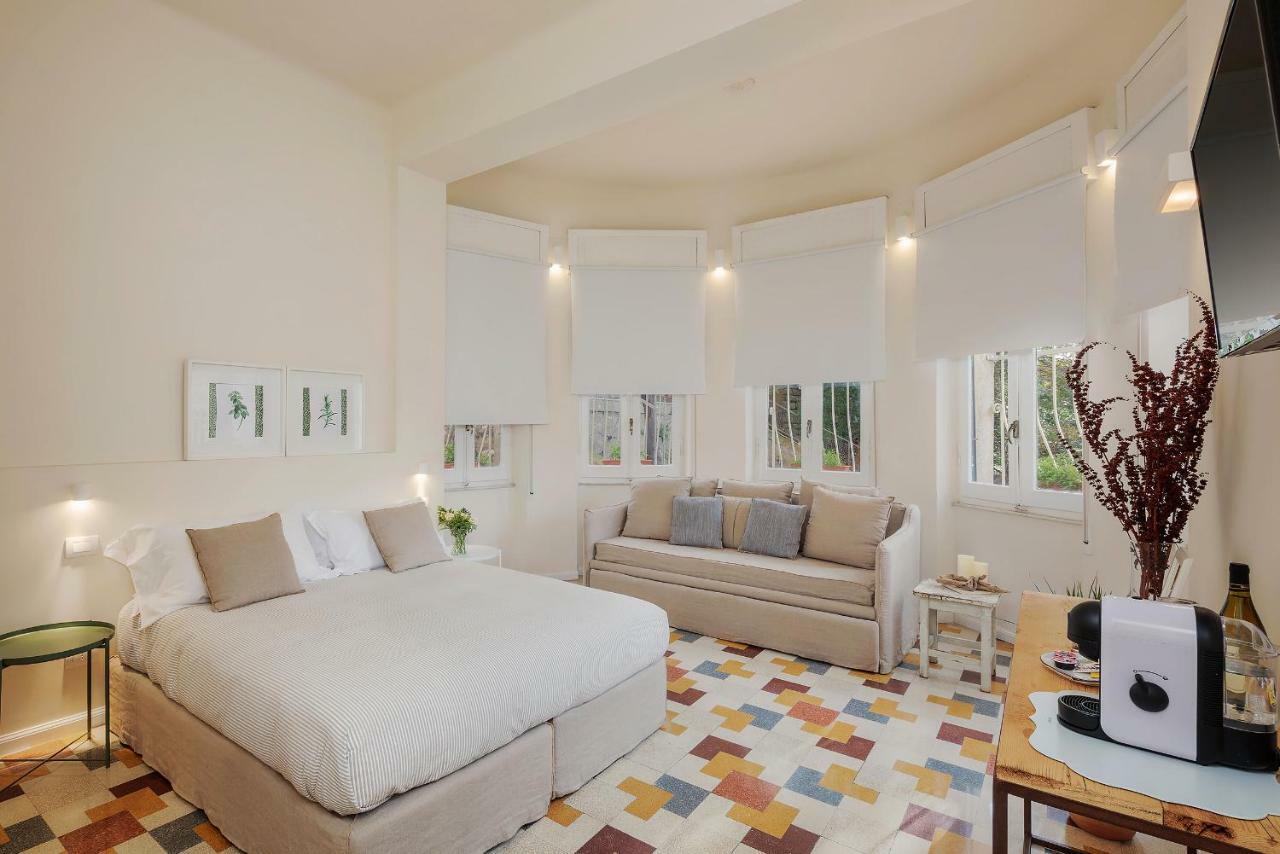 Luxury Triple Room