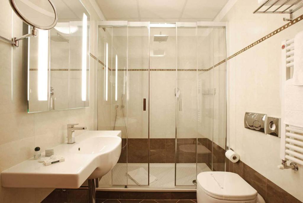 Quarto Superior com Cama de Casal ou 2 de Solteiro