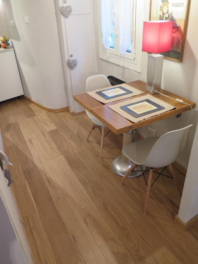 One-Bedroom Apartment,919090753:JPEG