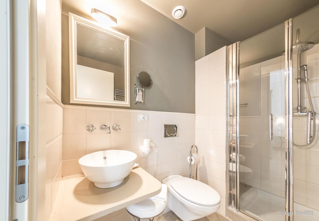 Double Room,1618831351:JPEG