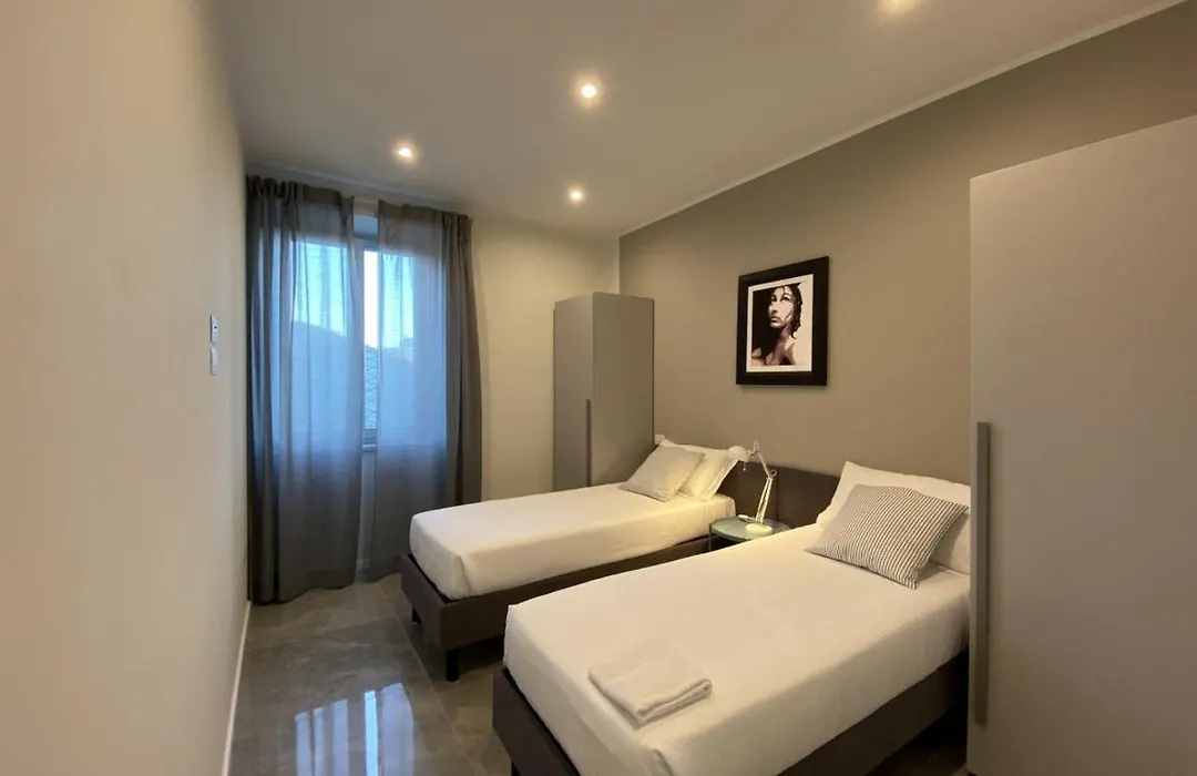 Casa Vacanze Residence Ideale Suites And Apartments-1
