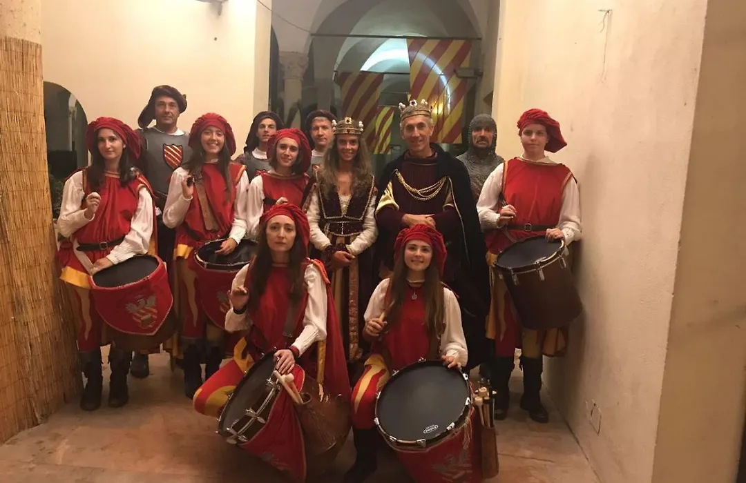 Il Pozzo E Il Melograno-1