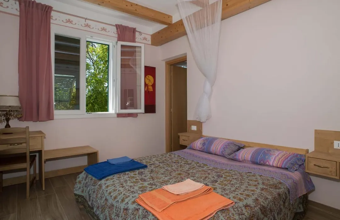 B&B La Casa Dei Gelsi-1