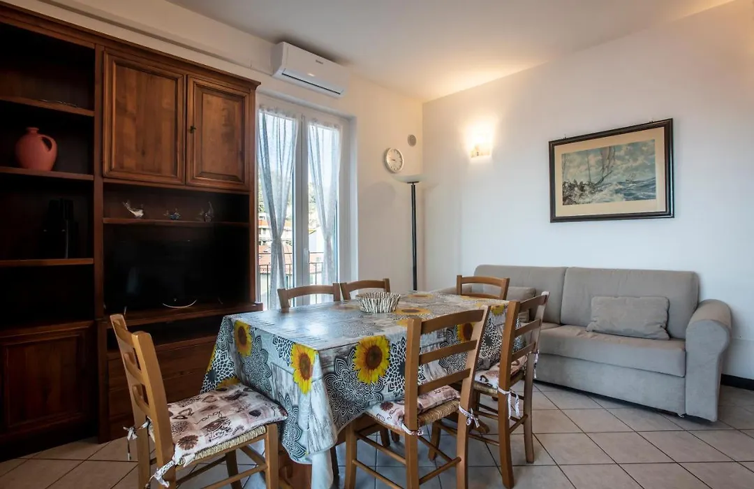 162 - La Veranda Sull'Acqua, Fronte E Vista Mare Riva Trigoso, Posto Auto Privato-1