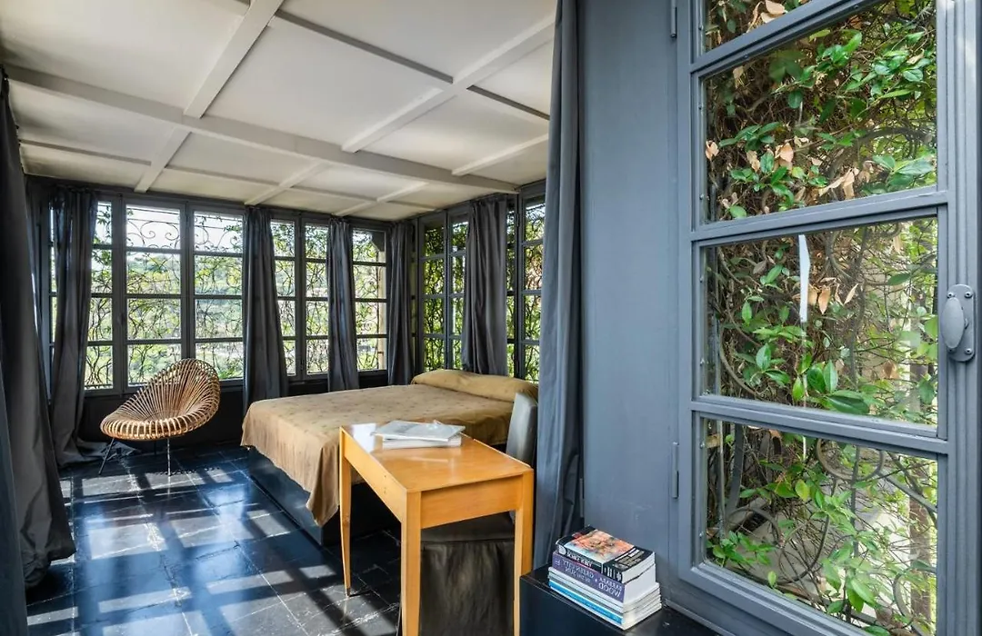 Room In Villa - Villa With 5 Bedrooms And A Splendid View-1