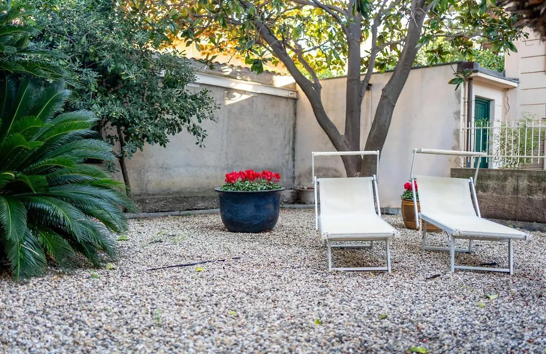Il Giardino Di Manu - Private Garden And Parking-1