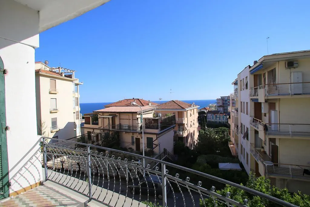 53 Solaro Apartments-1