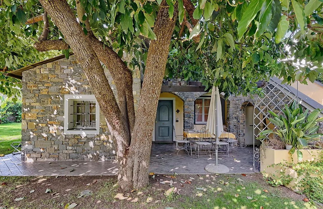 Casa Vacanze Nel Giardino di Renzo-1
