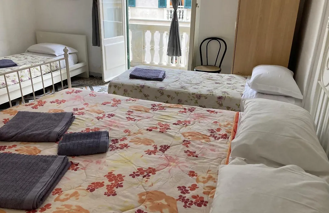 Guest House Roma-1