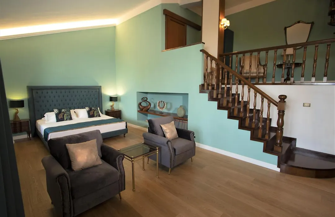 Villamara Luxury Rooms-1